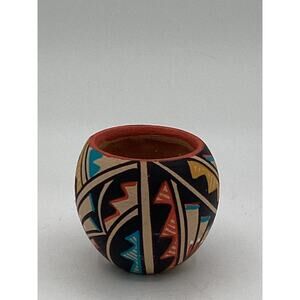 Jemez Pueblo Handmade Clay Pot By Native American Artist M. Toya Signed 3 1/8"